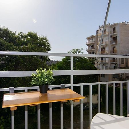 Studio 48, Cozy Apartment In Kalamata City Center מראה חיצוני תמונה