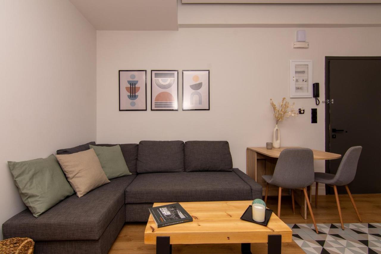 Studio 48, Cozy Apartment In Kalamata City Center מראה חיצוני תמונה