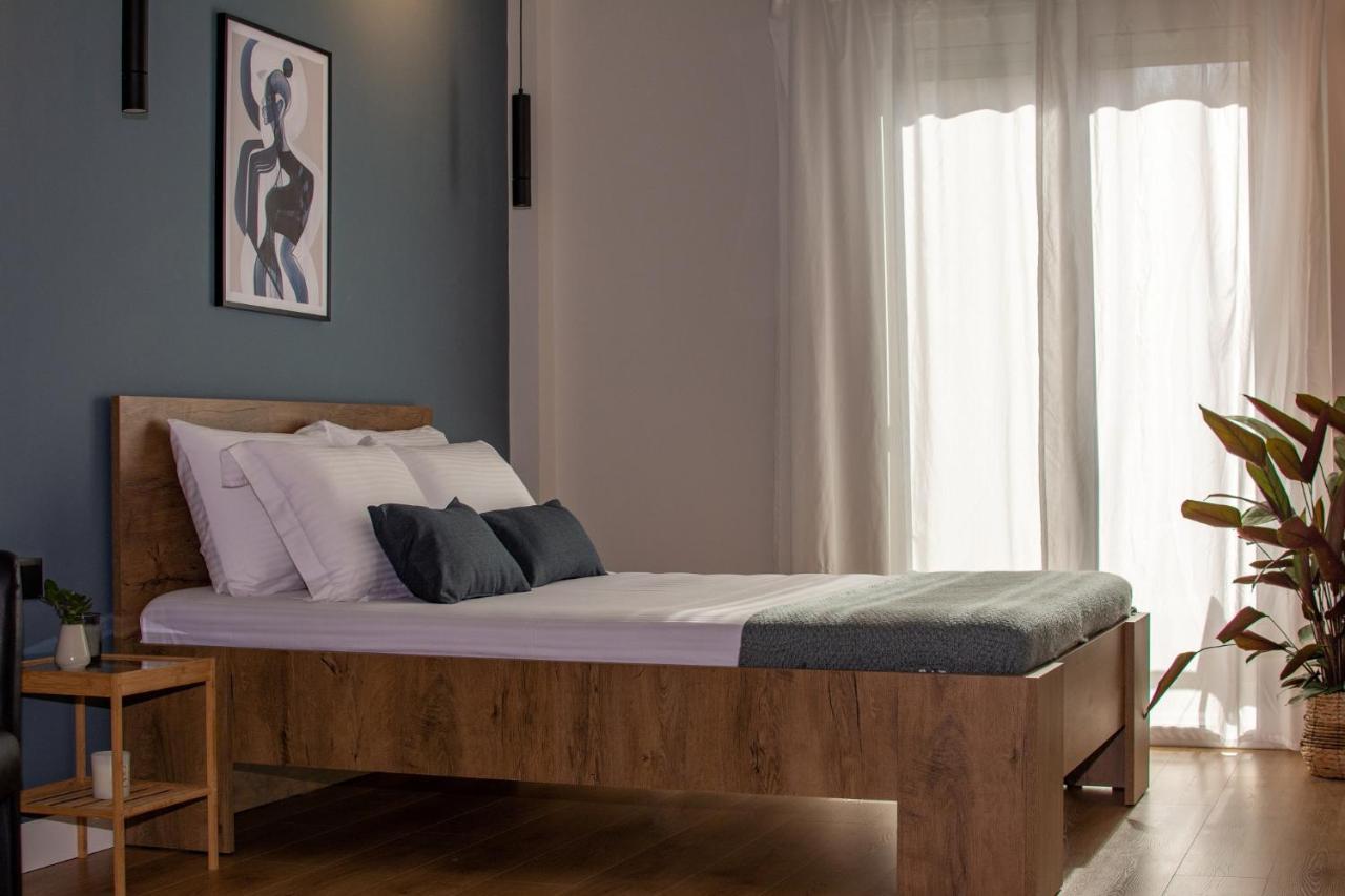 Studio 48, Cozy Apartment In Kalamata City Center מראה חיצוני תמונה